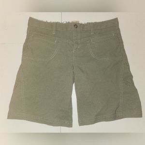 Athleta Sage Green Women's Cargo Shorts